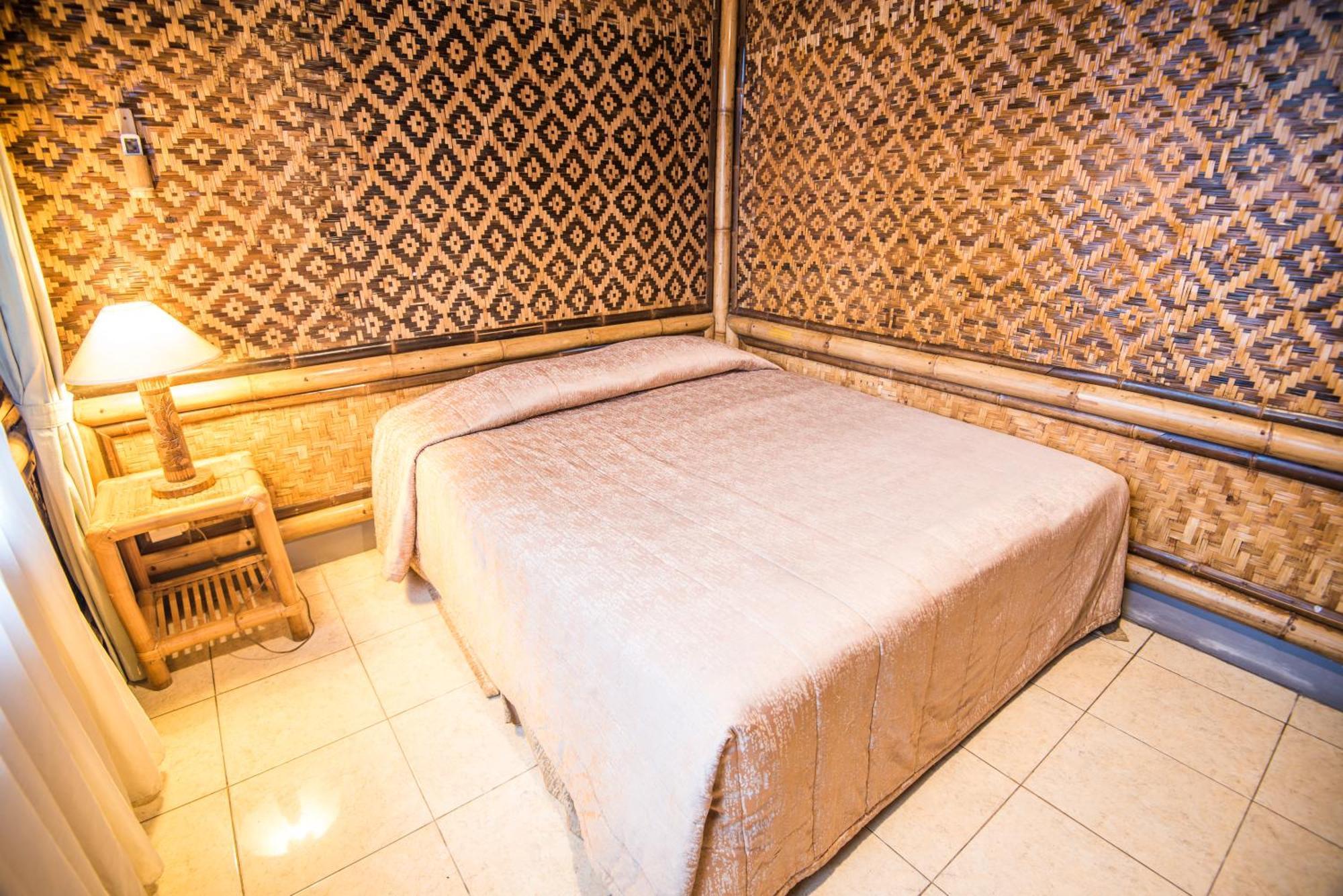 Resort Prima Cisarua Tagalbato 外观 照片