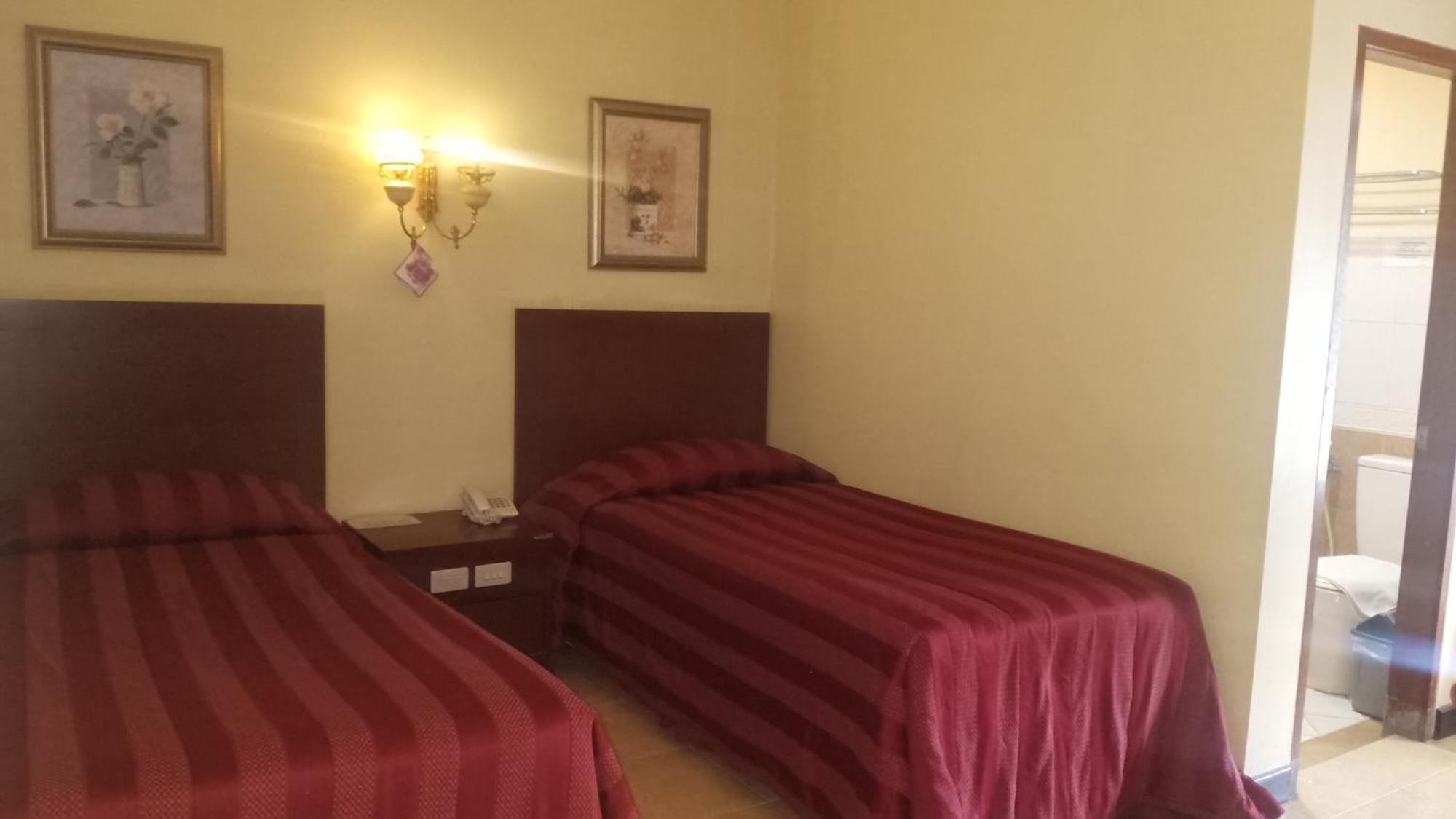 Resort Prima Cisarua Tagalbato 外观 照片