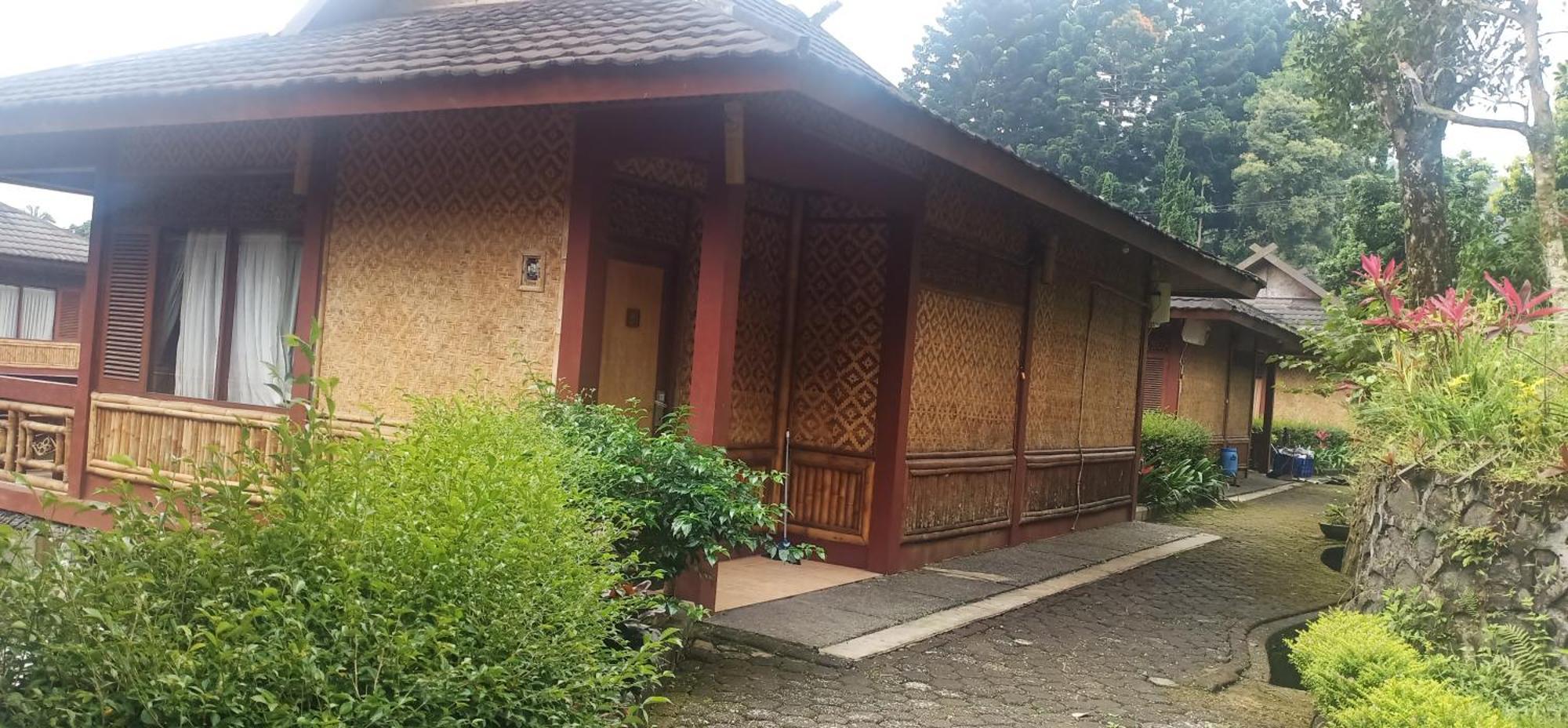 Resort Prima Cisarua Tagalbato 外观 照片